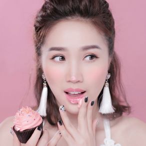 Ki Uc Cua Mua album cover