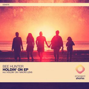 Holdin' On / Macro Lens (Maxi-Single) album cover