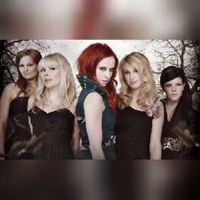 Valoissa album cover