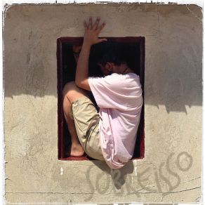 Sobreisso album cover