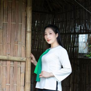 Hết Giận Rồi Thương album cover