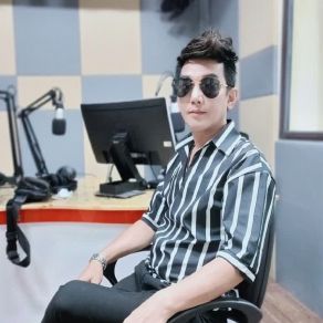 Lỡ Yêu Thầm album cover