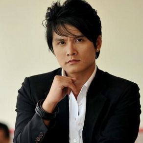 Càng Đau Càng Trưởng Thành album cover