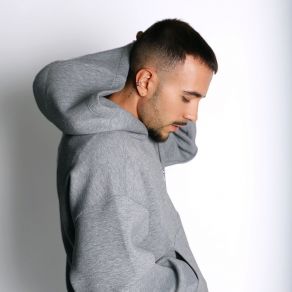 Toujours En Mouvement album cover